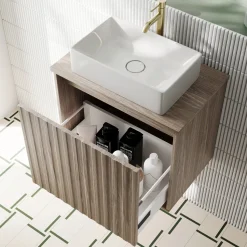 Billy 600mm Wall Hung Vanity Unit with Fluted Drawer Front & Countertop