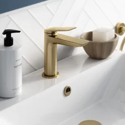 Britton Bathrooms Greenwich Mono Basin Mixer Tap - Brushed Brass
