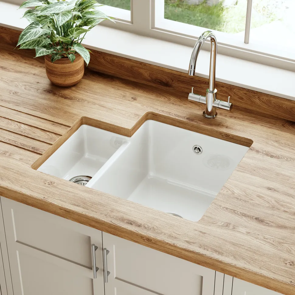 Butler & Rose Bryn 1.5 Bowl White Fine Fireclay Ceramic Inset/Undermount Kitchen Sink - 549 x 441mm