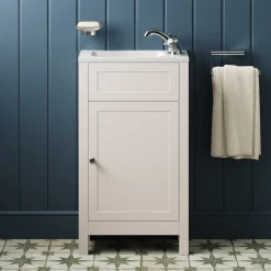 Butler & Rose Catherine Traditional 460mm Cloakroom Vanity Unit with Basin