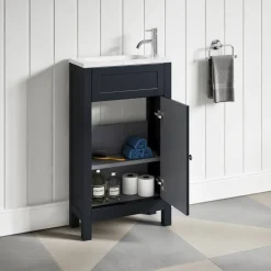 Butler & Rose Catherine Traditional 460mm Cloakroom Vanity Unit with Basin