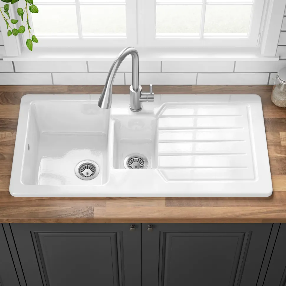 Butler & Rose Farmhouse 1.5 Bowl White Ceramic Kitchen Sink with Reversible Drainer - 1000mm x 500mm