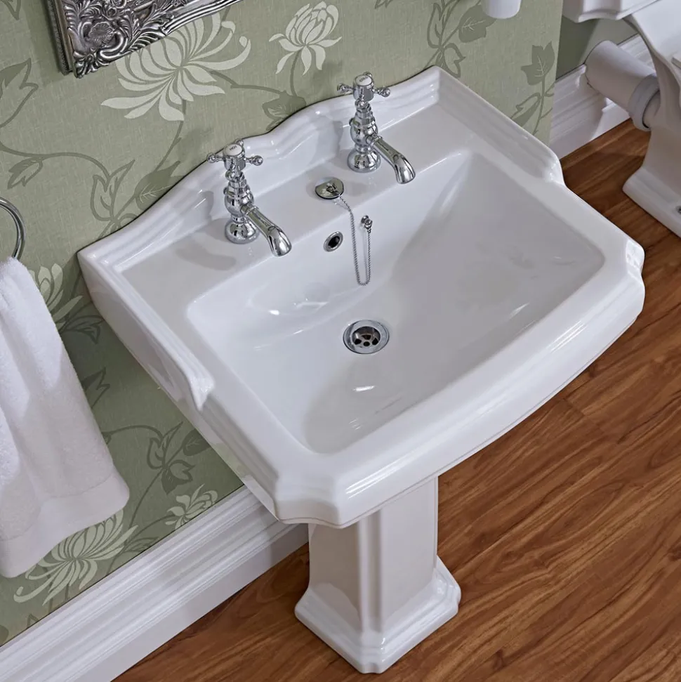 Butler & Rose Winston Traditional Bathroom Suite