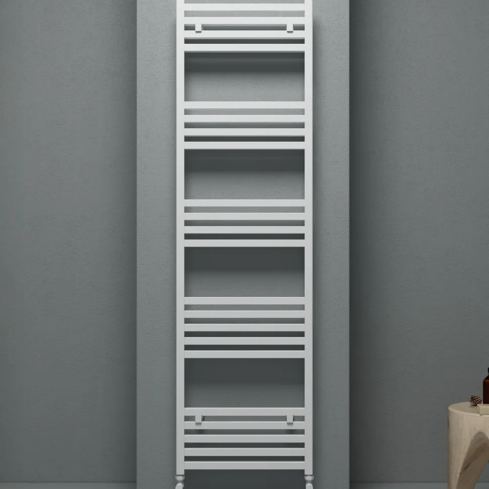 Carisa Fame Aluminium Heated Towel Rail