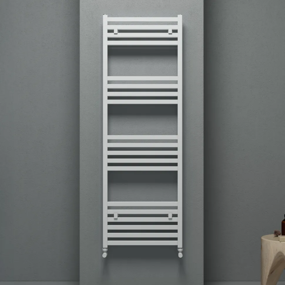 Carisa Fame Aluminium Heated Towel Rail