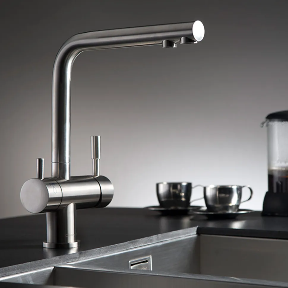 Clearwater Zuben Filtered Mono Kitchen Mixer with Swivel Spout and Ultrapure Cartridge - Stainless Steel