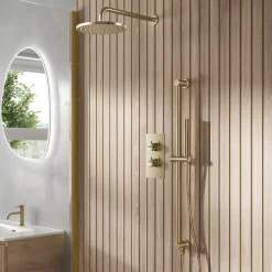 Core Concealed Thermostatic Valve, Fixed Head & Shower Rail Kit