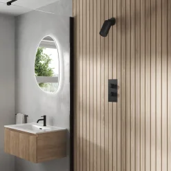 Core 1 Outlet Concealed Shower Valve & Wall Mounted Fluted Spotlight Shower Head