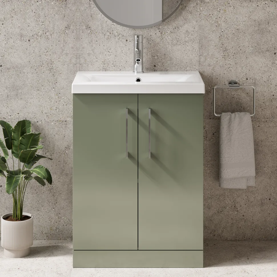 Erin Reinforced Shower Bath Suite with Rimless Toilet