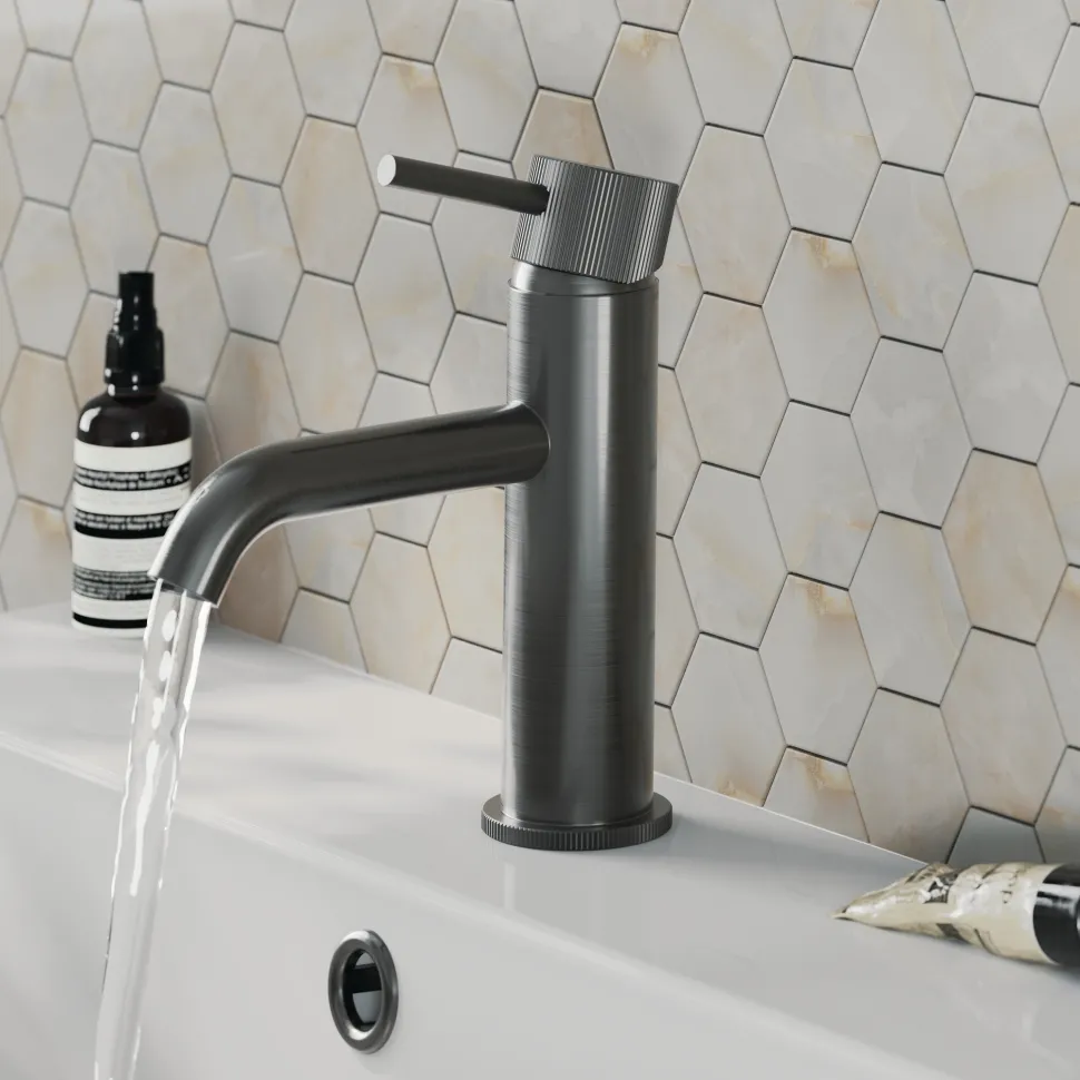 Harbour Fluted Mono Basin Mixer Tap & Waste