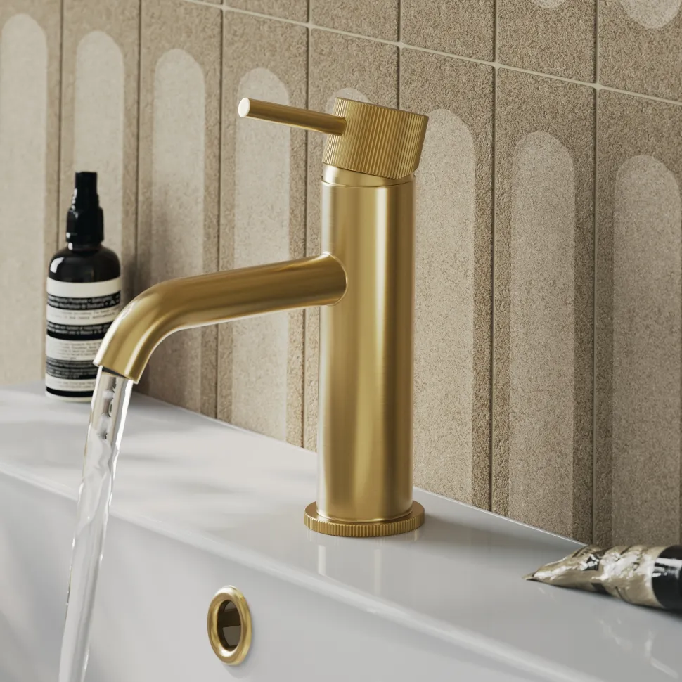 Harbour Fluted Mono Basin Mixer Tap & Waste