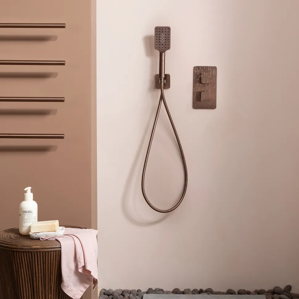 HIX 2 Handle 2 Outlet Concealed Thermostatic Vertical Shower Valve