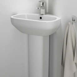 Ideal Standard i.life A Corner 450mm Cloakroom Basin & Full Pedestal