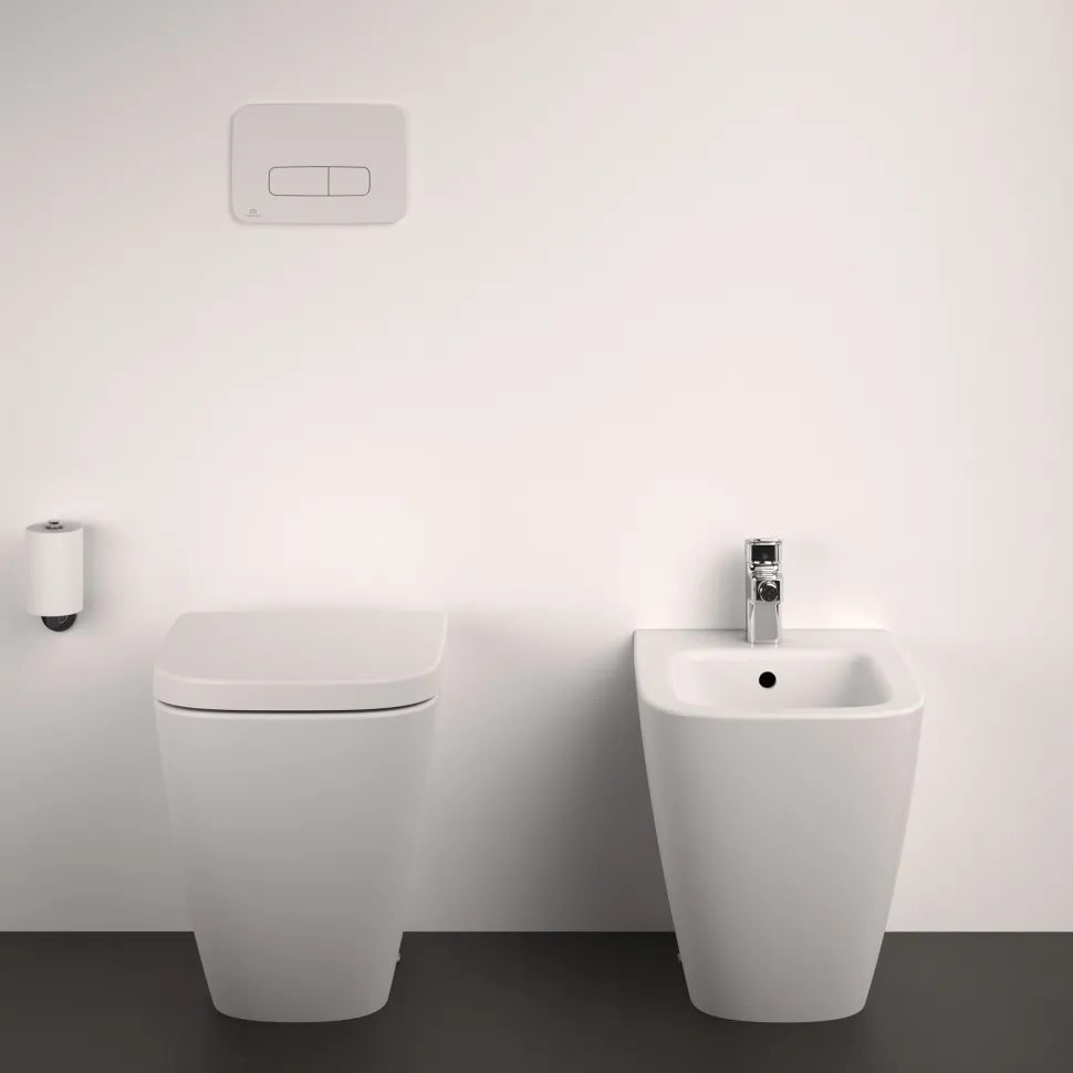 Ideal Standard i.life S Compact Back To Wall Rimless Toilet with Soft Close Seat