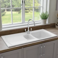 Rangemaster Tenby 1.5 Bowl Gloss White Fireclay Ceramic Kitchen Sink & Waste with Reversible Drainer - 995 x 497mm