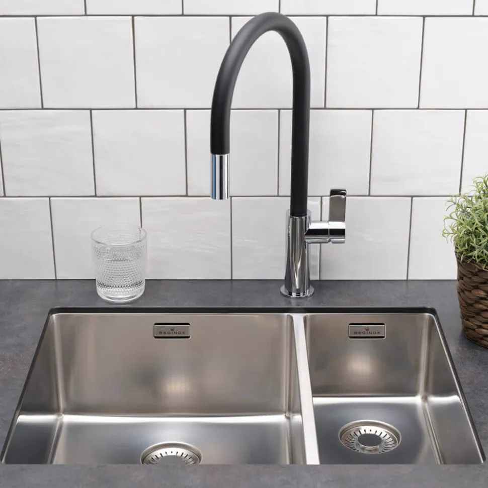 Reginox New York 1.5 Bowl Undermount or Inset Stainless Steel Kitchen Sink and Integrated Waste - 580 x 440mm