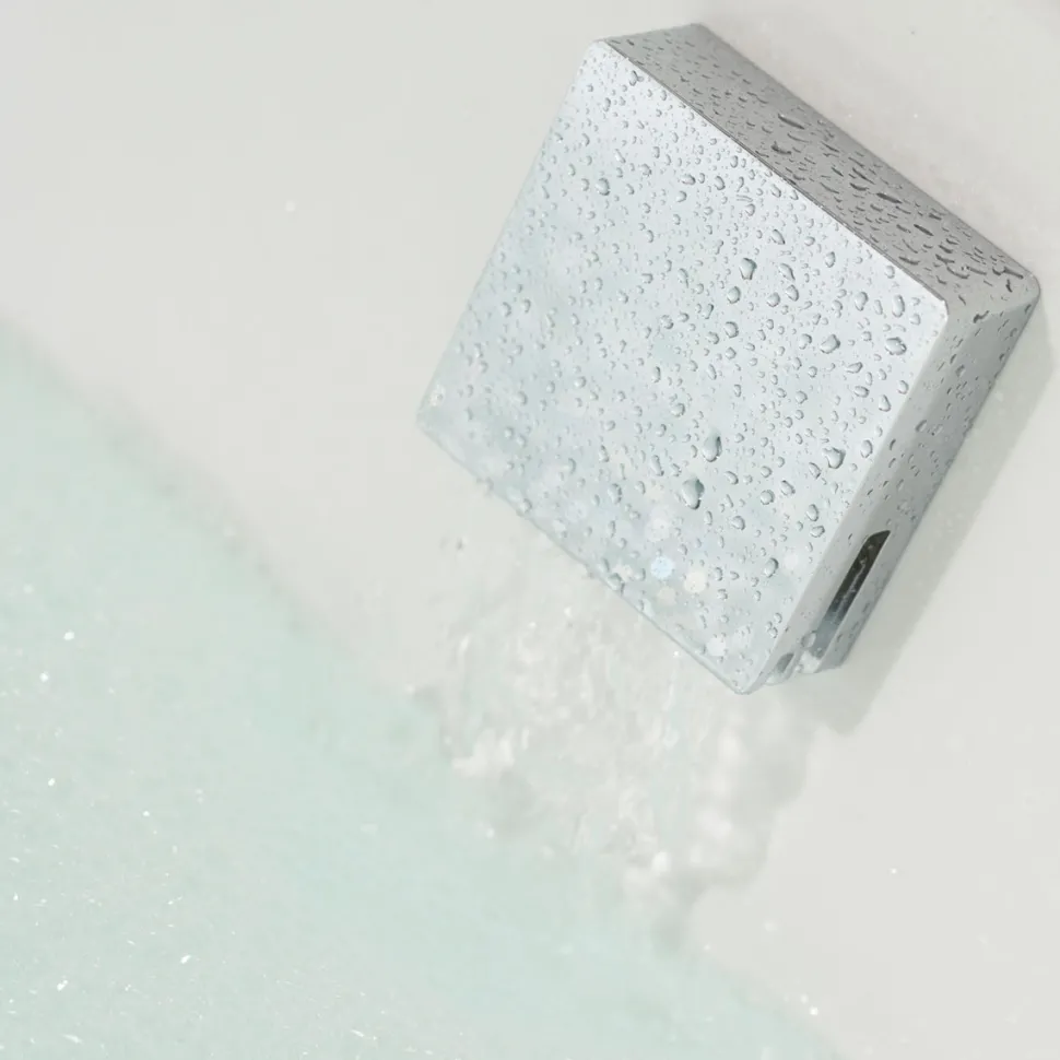 Roper Rhodes Square Smartflow Bath Filler