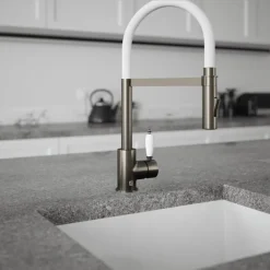 The Tap Factory Vibrance Shaker Mono Pull Out Spray Kitchen Mixer Tap