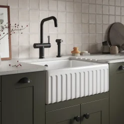 Thomas Denby Chiltern 1 Bowl Fluted White Ceramic Belfast Sink - 595 x 460mm