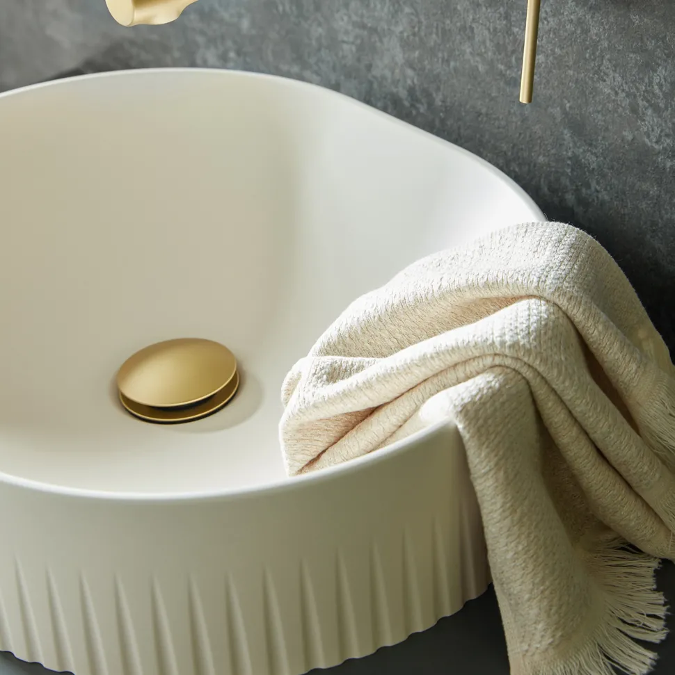 Vado Safari Oval Fluted Countertop Basin