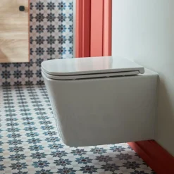 Vado Safari Slimline Soft Close Square Toilet Seat for Back to Wall & Wall Hung Toilet