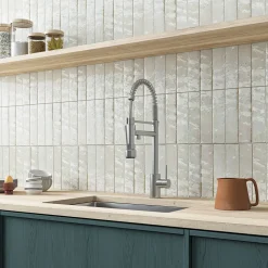 Vellamo Hanbury Professional Kitchen Pullout Spray Tap