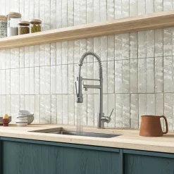 Vellamo Hanbury Professional Kitchen Pullout Spray Tap