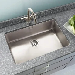 Vellamo Horizon Undermount Extra Large Single Bowl Stainless Steel Kitchen Sink & Waste Kit - 700mm x 450mm