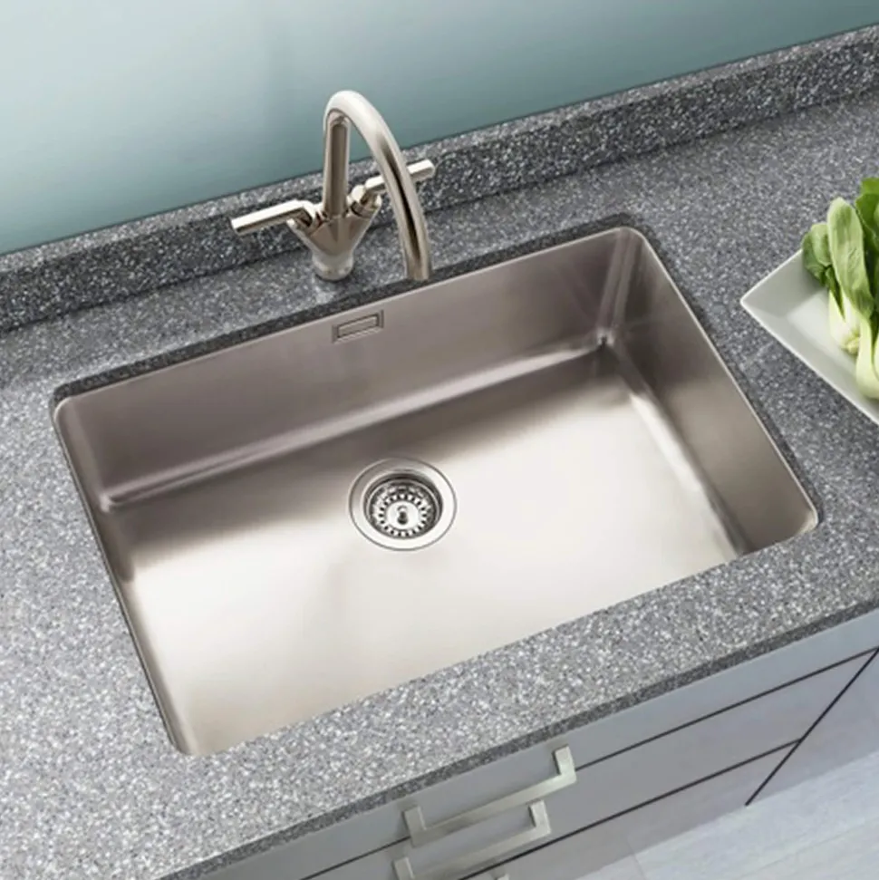 Vellamo Horizon Undermount Extra Large Single Bowl Stainless Steel Kitchen Sink & Waste Kit - 700mm x 450mm