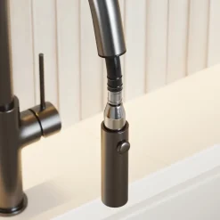 Vellamo Kara Pull Out Spray Single Lever Mono Kitchen Mixer Tap