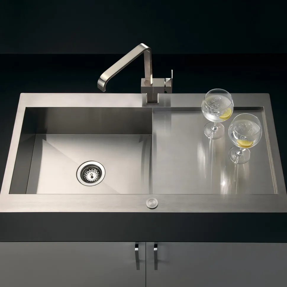 Vellamo Peak 1 Bowl Satin Stainless Steel Sink & Waste with Reversible Drainer - 1000 x 500mm