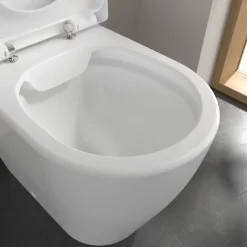 Villeroy & Boch Avento Rimless Close Coupled Toilet & Soft Close Seat