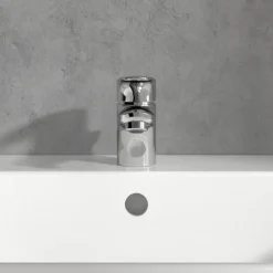Villeroy & Boch O.novo Start Mini Basin Mixer Tap & Pop Up Waste