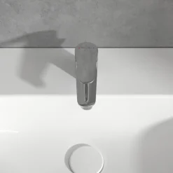 Villeroy & Boch O.novo Start Mini Basin Mixer Tap & Pop Up Waste
