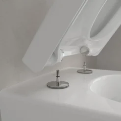 Villeroy & Boch Subway 3.0 Back to Wall TwistFlush Rimless Toilet with Soft Close Toilet Seat